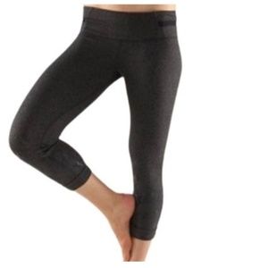 Lululemon Acro Cropped Grey Leggings Peacock Design